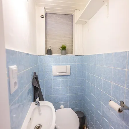 Suedstadt-oase 1 Komfort Mit 2 Sz Und Balkon * Coblença