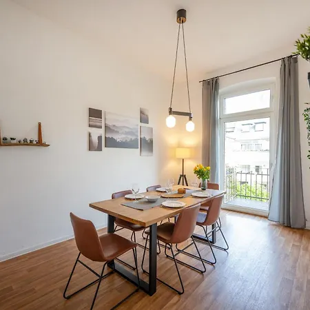 Südstadt-oase 1 Komfort Mit 2 Sz Und Balkon