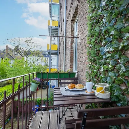 Apartamento Suedstadt-oase 1 Komfort Mit 2 Sz Und Balkon *