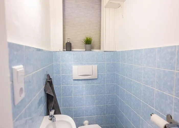 Suedstadt-oase 1 Komfort Mit 2 Sz Und Balkon * Coblenza