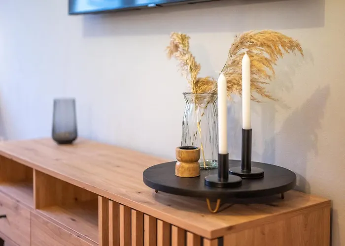 Suedstadt-oase 1 Komfort Mit 2 Sz Und Balkon Кобленц