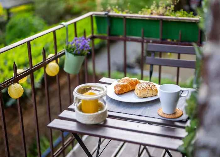 Suedstadt-oase 1 Komfort Mit 2 Sz Und Balkon * Кобленц